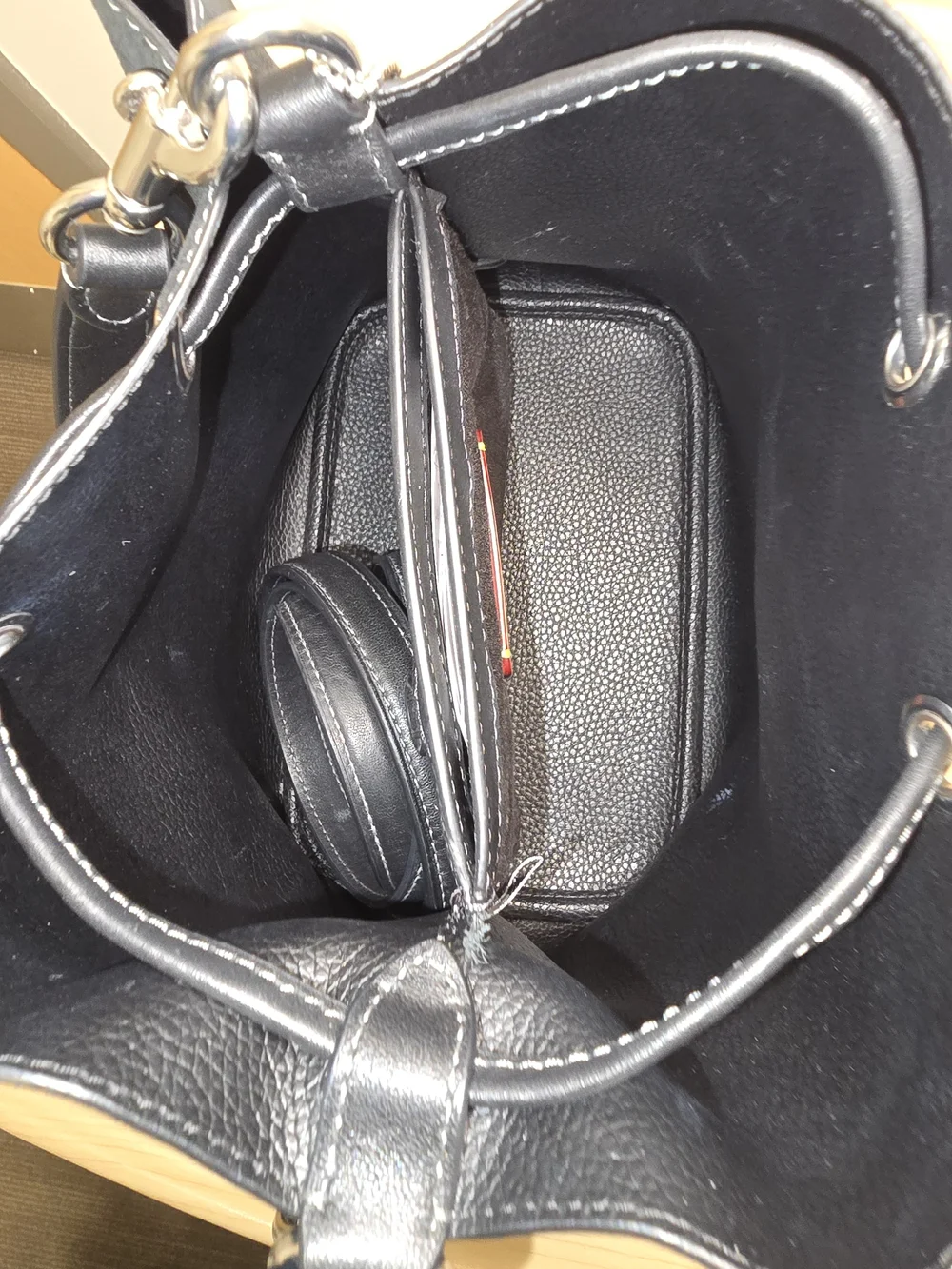 COACH CCZ89 Rowan Black Suede Drawstring Bucket Bag Crossbody Pouch Dust Bag **